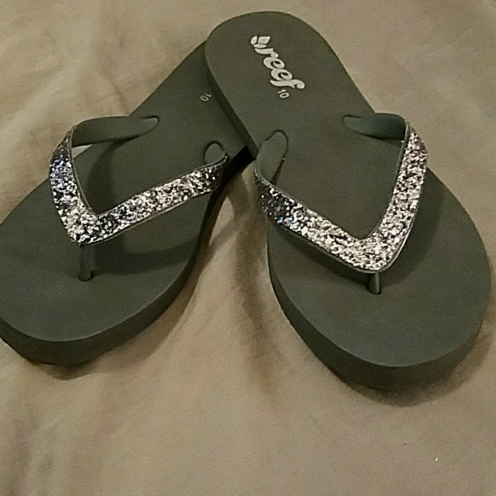 Flip flops